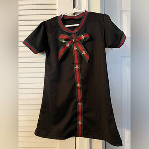 Toddler girls dress size 4T 
Excellent used condition
No pets no smoke